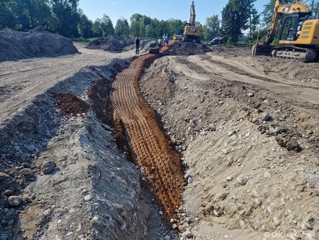 Izgradnja protipoplavnega nasipa Šmarca–Nožice, t. i. etapa 1 (14)